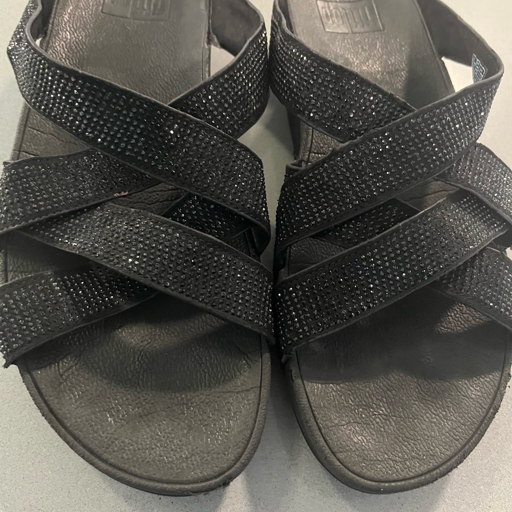 Guc-Fitflop Crisscross Sparkle Slides-Size 9 - image 3